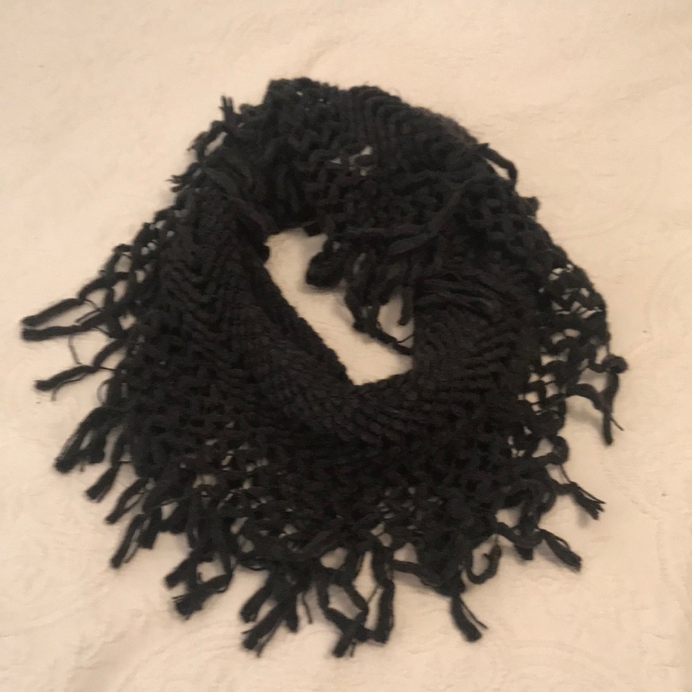Infinity scarf